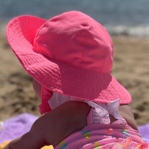 Carter's Baby Toddler Sun Hat Hot Pink Wide Brim and Fabric Flower Size 2T to 4T